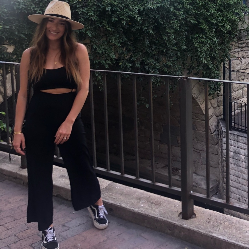 Leith Black Wide-Leg Cutout suspender pants